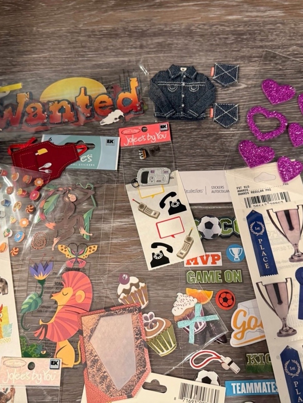 Mixed scrapbooking lot #32 - Jolee’s and more!